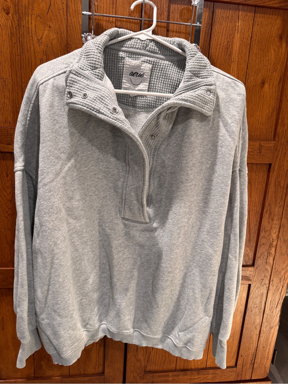 aerie Women’s Light Gray Zip-Front Waffle Collar Pullover